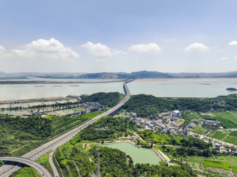 航拍浙江温州乐清湾大桥