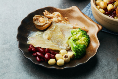 鱼翅鲍汁捞饭食材