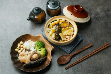 鲍鱼海螺肉海参金汤捞饭