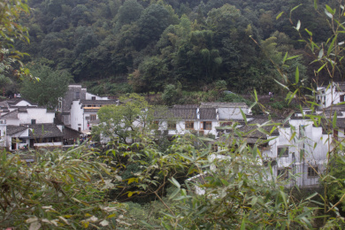 齐云山上的徽派建筑村落
