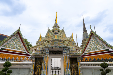东南亚旅游泰国曼谷景点卧佛寺