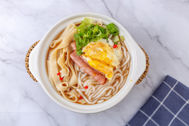 砂锅土豆粉烩面