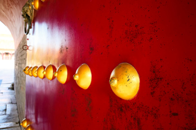 沈阳北陵公园门上的门钉