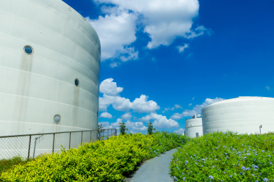 中国上海徐汇滨江油罐艺术中心