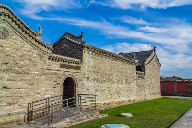 中国山西省大同市古城九龙壁公园园林建筑