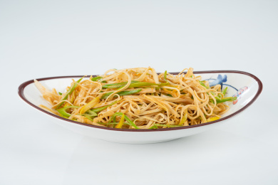 葱拌豆腐丝 