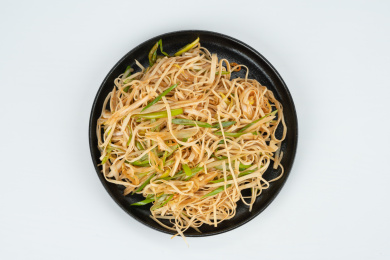  葱拌豆腐丝 