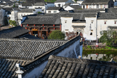 浙江兰溪诸葛八卦村 在天一堂俯瞰徽派建筑