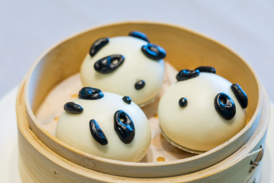 熊猫型奶白流沙包