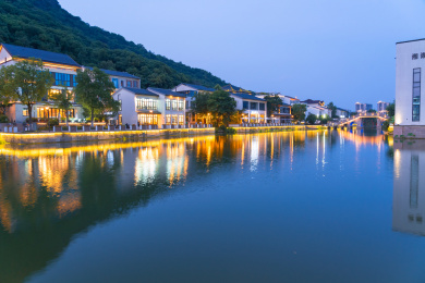 浙江杭州湘湖金融镇风情特色小镇建筑夜风光