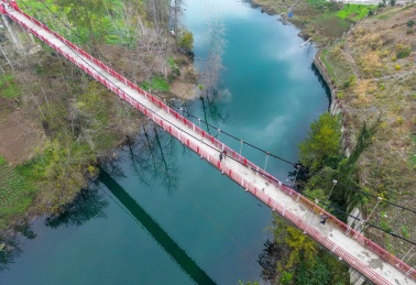 重庆酉阳：乌江河边的村庄 冬韵十足