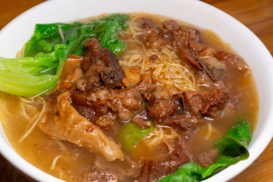 牛腩面早餐