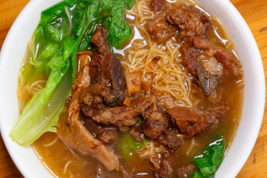 牛腩面早餐