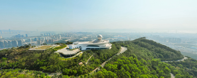 航拍中国厦门天语舟气象台