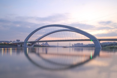 广西南宁大桥城市风光建筑