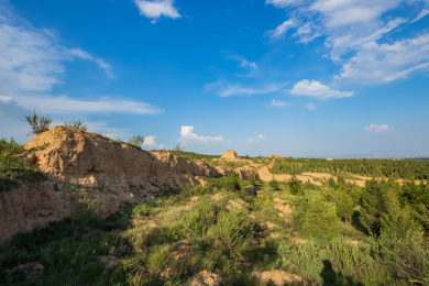 中国山西省大同市新荣区明代夯土长城建筑