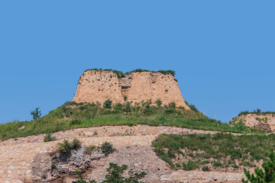 中国山西省大同市云冈石窟明代夯土长城建筑