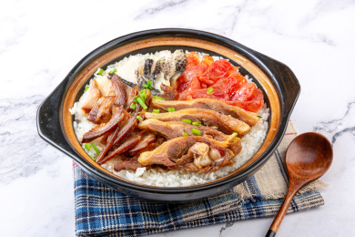 四拼煲仔饭
