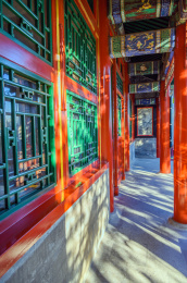中国古典园林建筑彩绘游廊