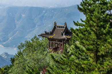 中国山西省浑源县恒山景区山谷园林古建筑