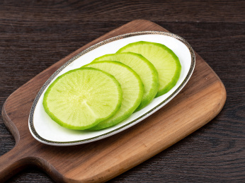 白萝卜片食材特写