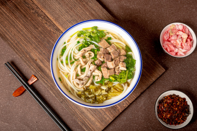 牛肉牛杂汤米粉