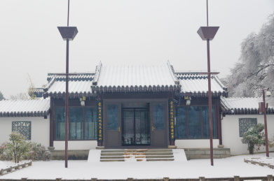 武汉东湖梅园雪景风光