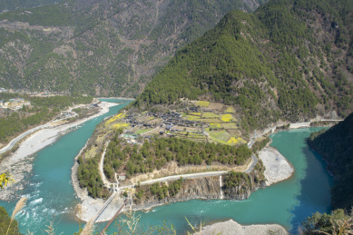 怒江美丽公路沿途风光