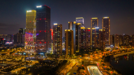 成都招商大魔方夜景