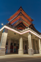 南宁民生广场畅游阁中式传统仿古建筑夜景