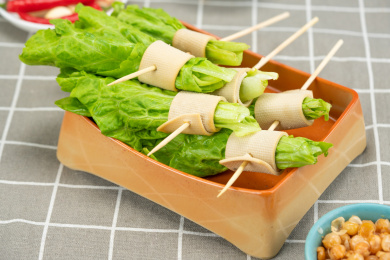 生菜卷烫串 