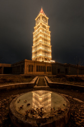 赣州市和谐钟塔亮灯夜景