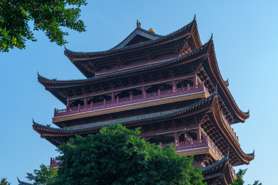 南宁民生广场畅游阁中式传统建筑