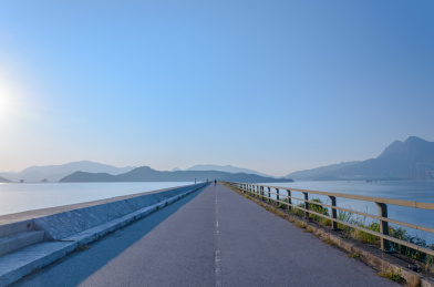 中国香港大埔大美督船湾淡水湖与海景风光