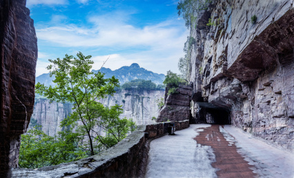 河南新乡市辉县南太行山郭亮村壁挂公路