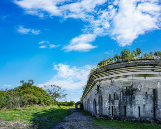 海参崴俄罗斯岛波斯佩洛娃炮台堡垒要塞
