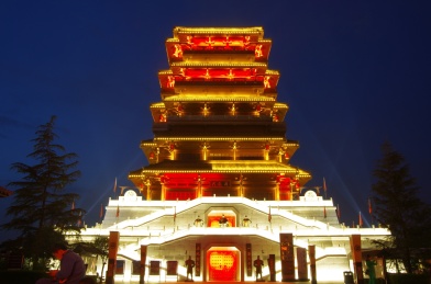 西安汉城湖大风阁夜景