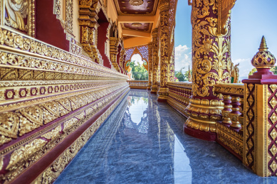 景洪大佛寺大金塔建筑特写