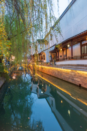 江苏苏州平江路文化历史街区夜景风光