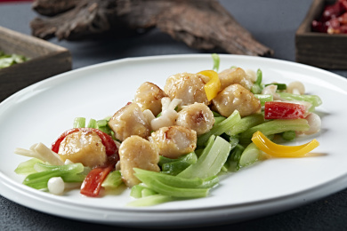 芥蓝彩椒百合小炒澳带（瑶柱）