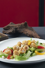 芥蓝彩椒百合小炒澳带（瑶柱）