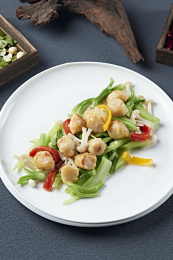 芥蓝彩椒百合小炒澳带（瑶柱）