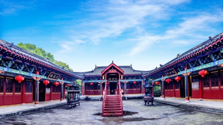鹰潭市龙虎山上清古镇嗣汉天师府道院