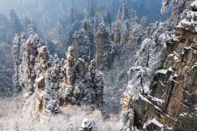 中国湖南张家界天子山雪景