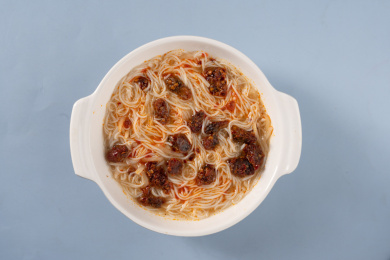鸡丁粉丝煲  