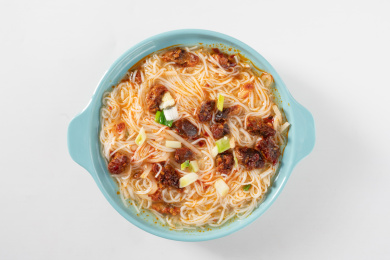 鸡丁粉丝煲  