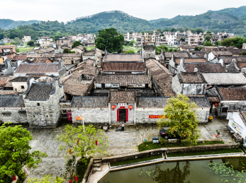 中国广东省清远市佛冈县龙山镇上岳古村