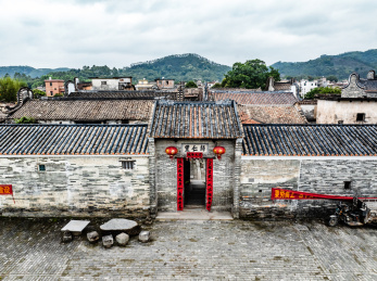 中国广东省清远市佛冈县龙山镇上岳古村