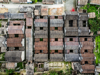 中国广东省清远市佛冈县龙山镇上岳古村