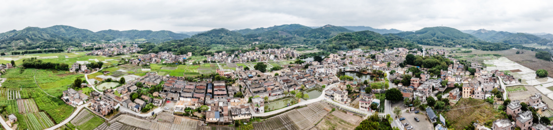 中国广东省清远市佛冈县龙山镇上岳古村